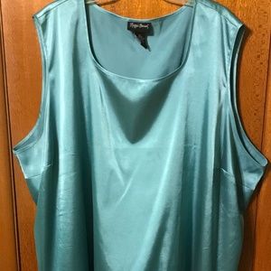 Aqua plus size shell/tank
